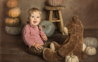 Baby mit Kürbis, Herbstspecial, Fotostudio Lichtblick